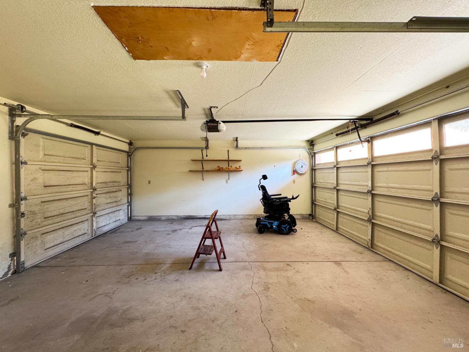 Willits, California, 95490, United States, 2 Bedrooms Bedrooms, ,2 BathroomsBathrooms,Residential,For Sale,1983542