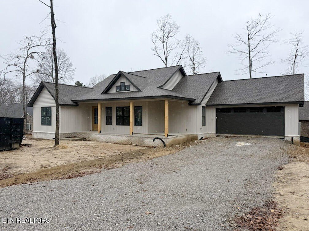 Crossville, Tennessee, 38558, United States, 3 Bedrooms Bedrooms, ,3 BathroomsBathrooms,Residential,For Sale,1998729