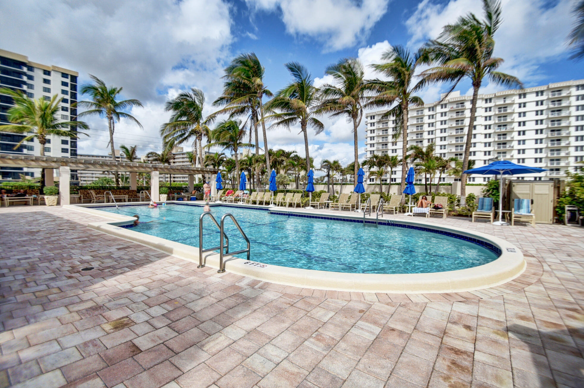 Highland Beach, Florida, 33487, United States, 2 Bedrooms Bedrooms, ,2 BathroomsBathrooms,Residential,For Sale,1907746