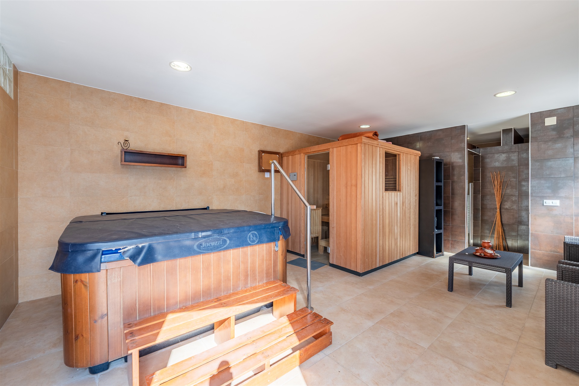  House, 11 bedrooms, for Sale - 物件實景
