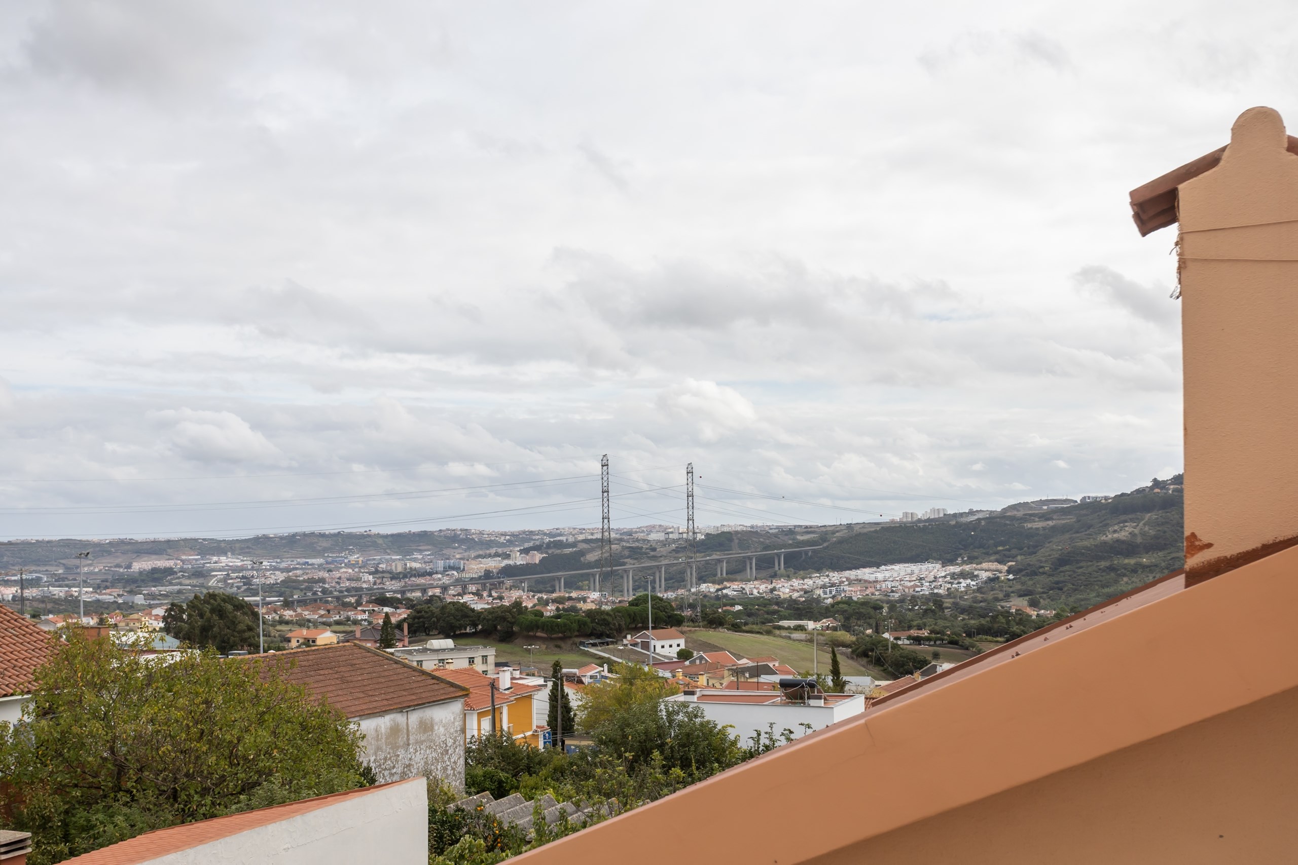 Loures, Lisbon, 2670-560, PT, 5 Bedrooms Bedrooms, ,3 BathroomsBathrooms,Residential,For Sale,1989673