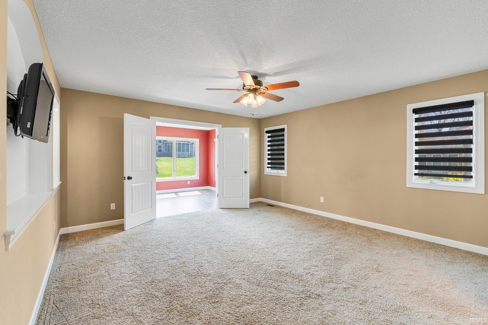 Fort Wayne, Indiana, 46825-7408, United States, 4 Bedrooms Bedrooms, ,5 BathroomsBathrooms,Residential,For Sale,1975267