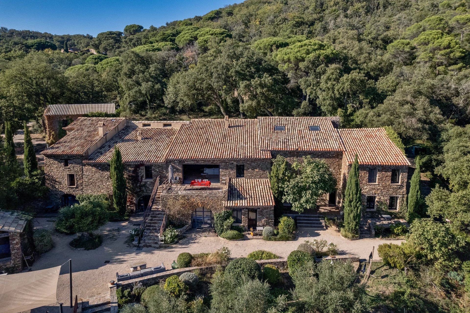 La Garde-Freinet, Provence-Alpes-Côte d’Azur, 83680, FR, 12 Bedrooms Bedrooms, ,12 BathroomsBathrooms,Residential,For Sale,1998500