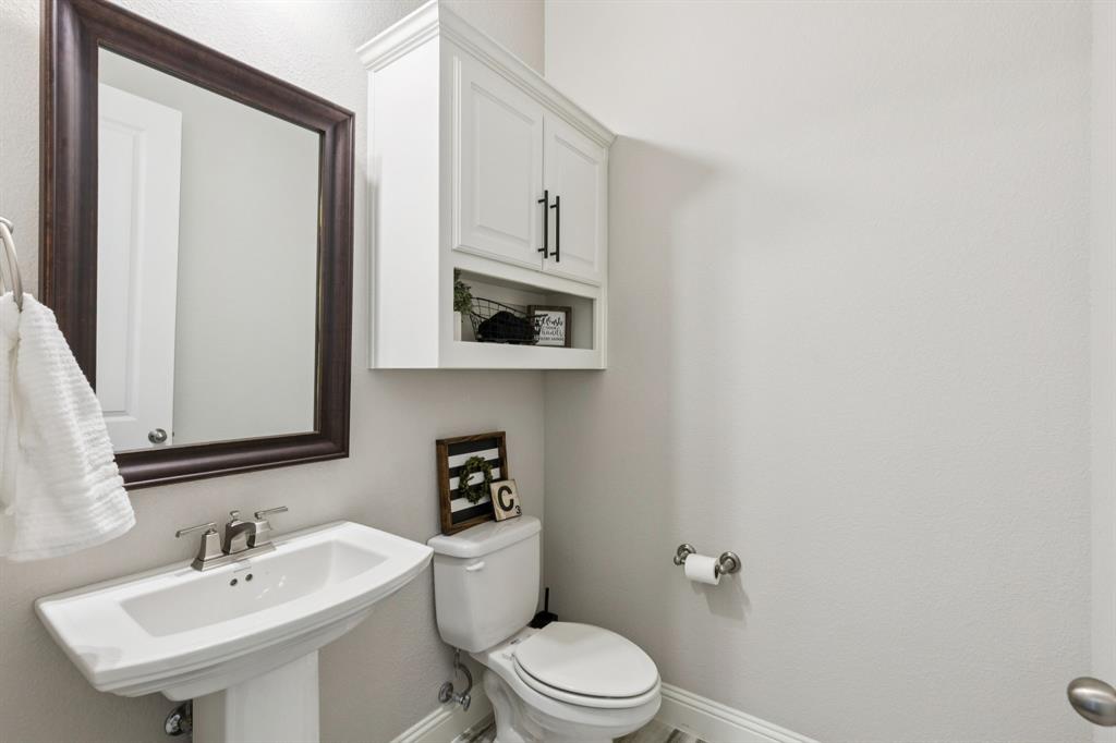 Fort Worth, Texas, 76052, United States, 4 Bedrooms Bedrooms, ,4 BathroomsBathrooms,Residential,For Sale,1960581