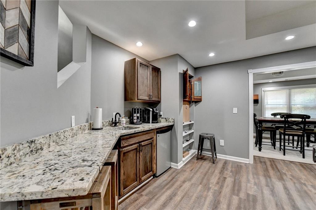 Canton, Georgia, 30115, United States, 6 Bedrooms Bedrooms, ,5 BathroomsBathrooms,Residential,For Sale,2043227