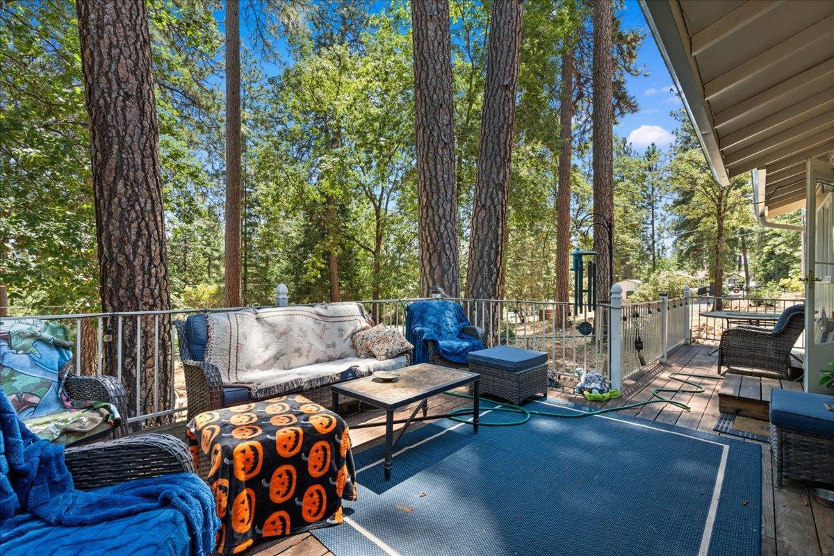 Grass Valley, California, 95949, United States, 3 Bedrooms Bedrooms, ,3 BathroomsBathrooms,Residential,For Sale,1928766