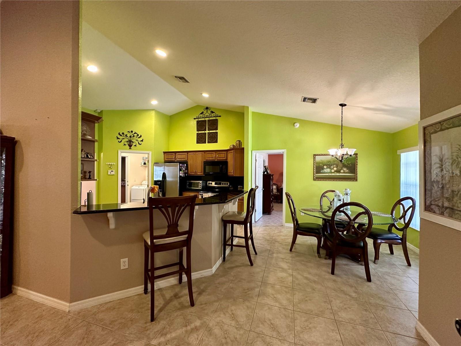 OCALA, Florida, 34473, United States, 4 Bedrooms Bedrooms, ,2 BathroomsBathrooms,Residential,For Sale,2006347