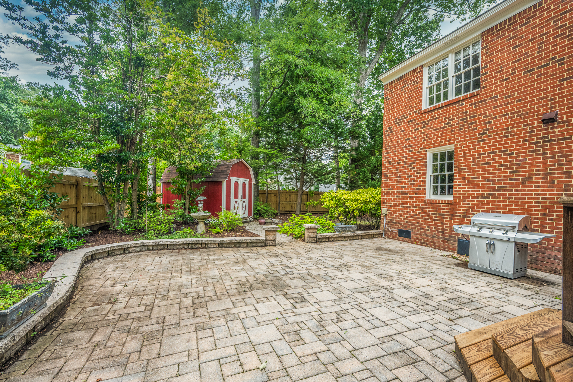  413 Wickwood Drive, Chesapeake, VA 23322 - 物件實景