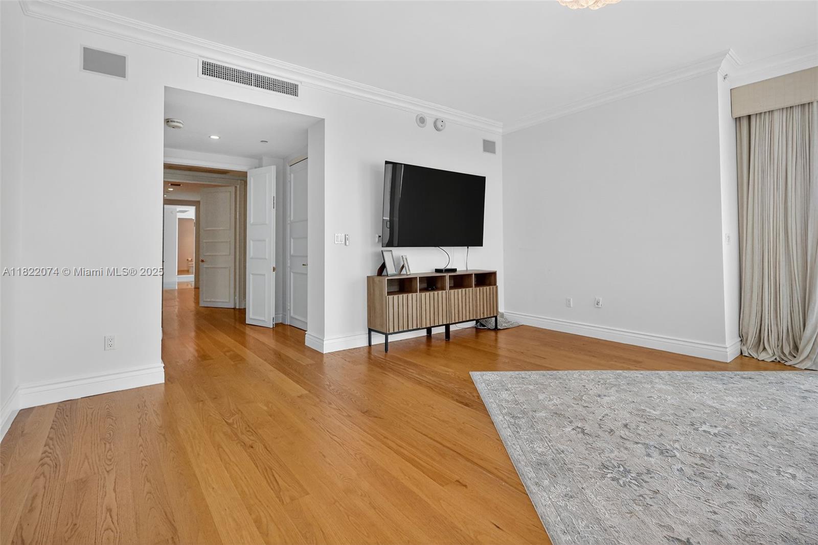 Aventura, Florida, 33180, United States, 4 Bedrooms Bedrooms, ,7 BathroomsBathrooms,Residential,For Sale,1890207
