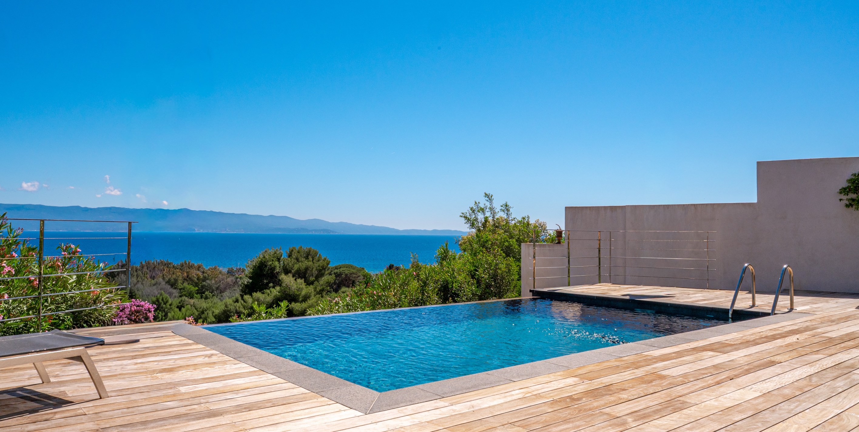  Luxury villa with pool and sea view, Sanguinary road Ajaccio - Corsica - 物件實景