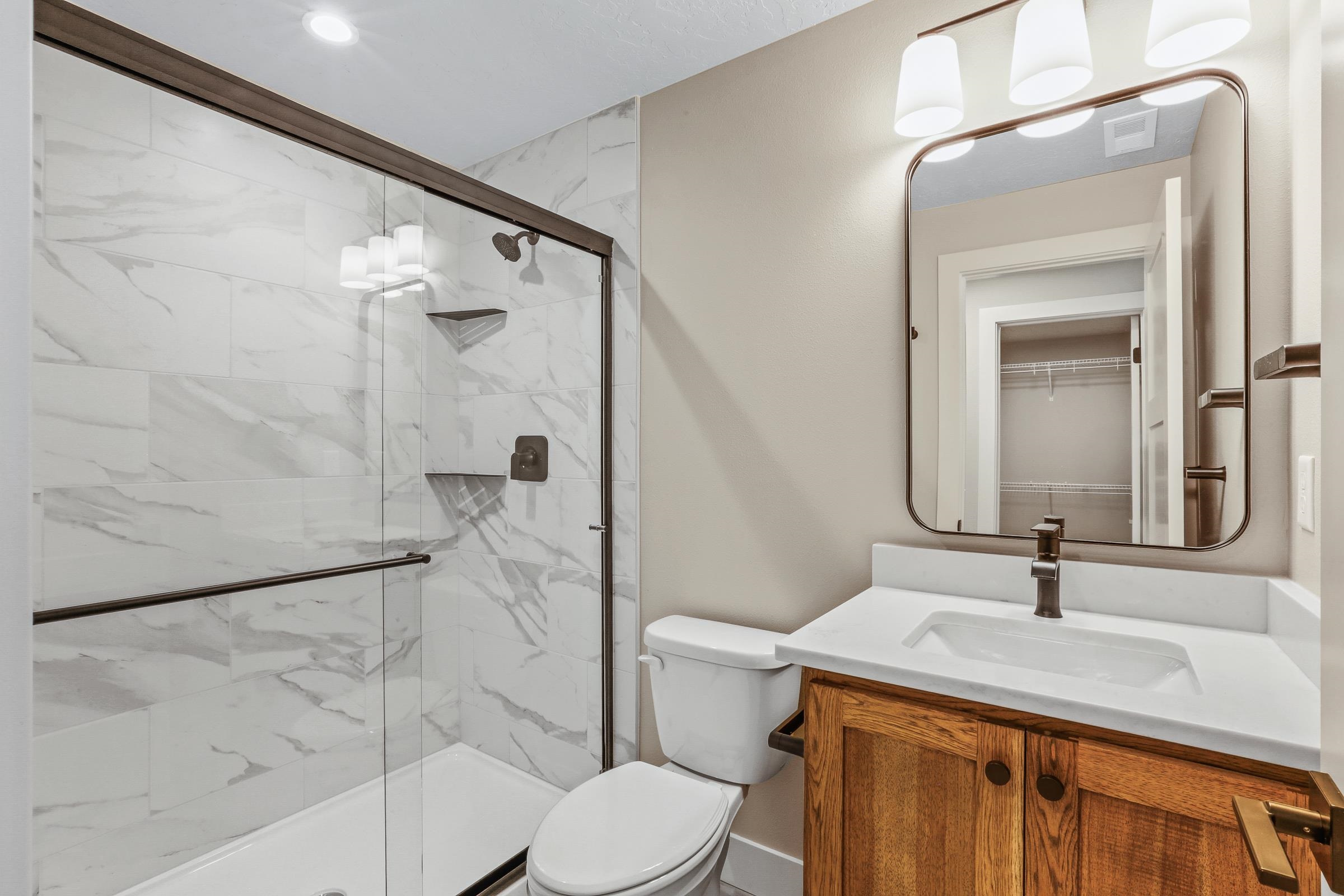 Spokane, Washington, 99223, United States, 5 Bedrooms Bedrooms, ,4 BathroomsBathrooms,Residential,For Sale,2002935