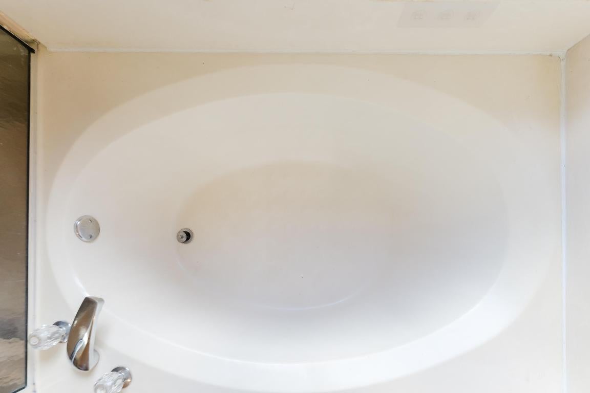 Coconut Creek, Florida, 33073, United States, 4 Bedrooms Bedrooms, ,3 BathroomsBathrooms,Residential,For Sale,1993906