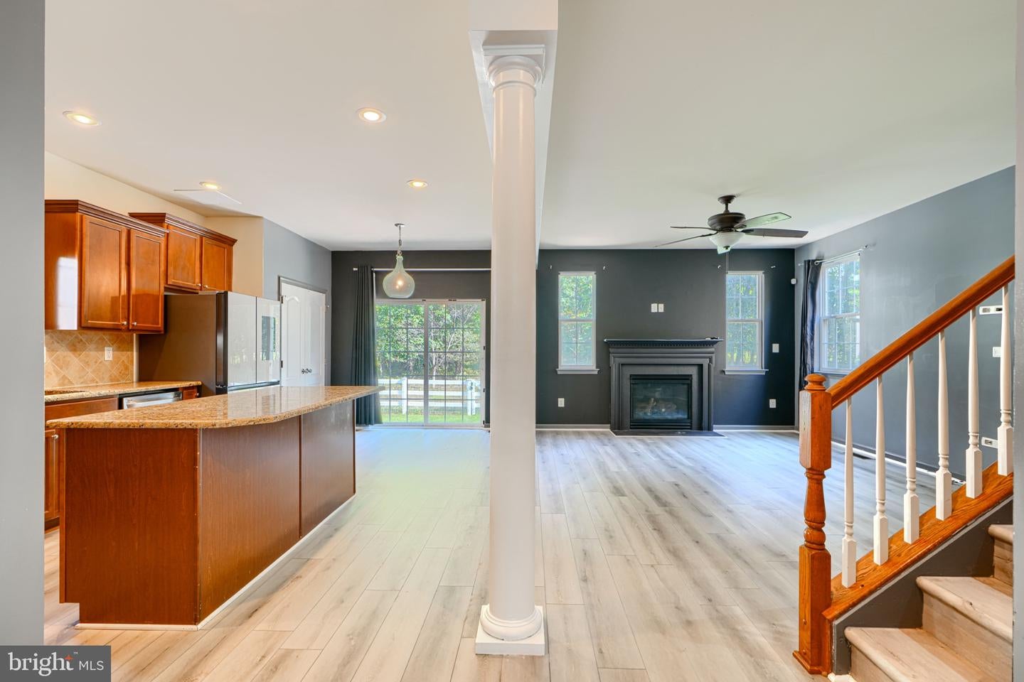 Glen Burnie, Maryland, 21060, United States, 4 Bedrooms Bedrooms, ,4 BathroomsBathrooms,Residential,For Sale,1983515