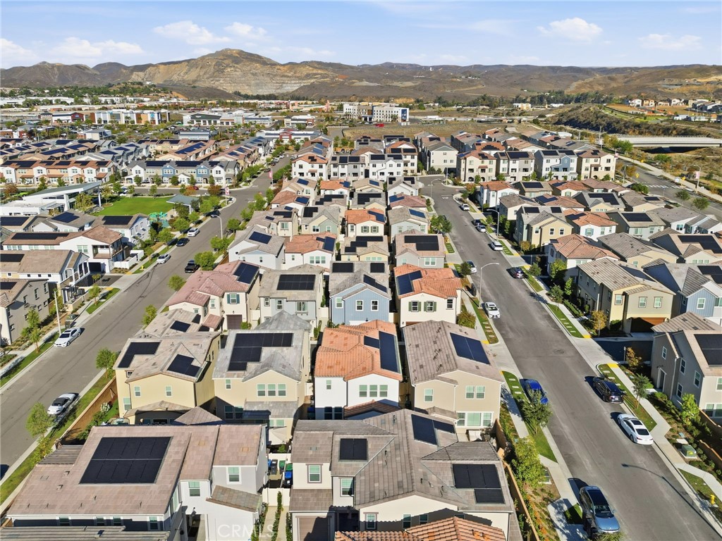 Corona, California, 92883, United States, 3 Bedrooms Bedrooms, ,3 BathroomsBathrooms,Residential,For Sale,1996400