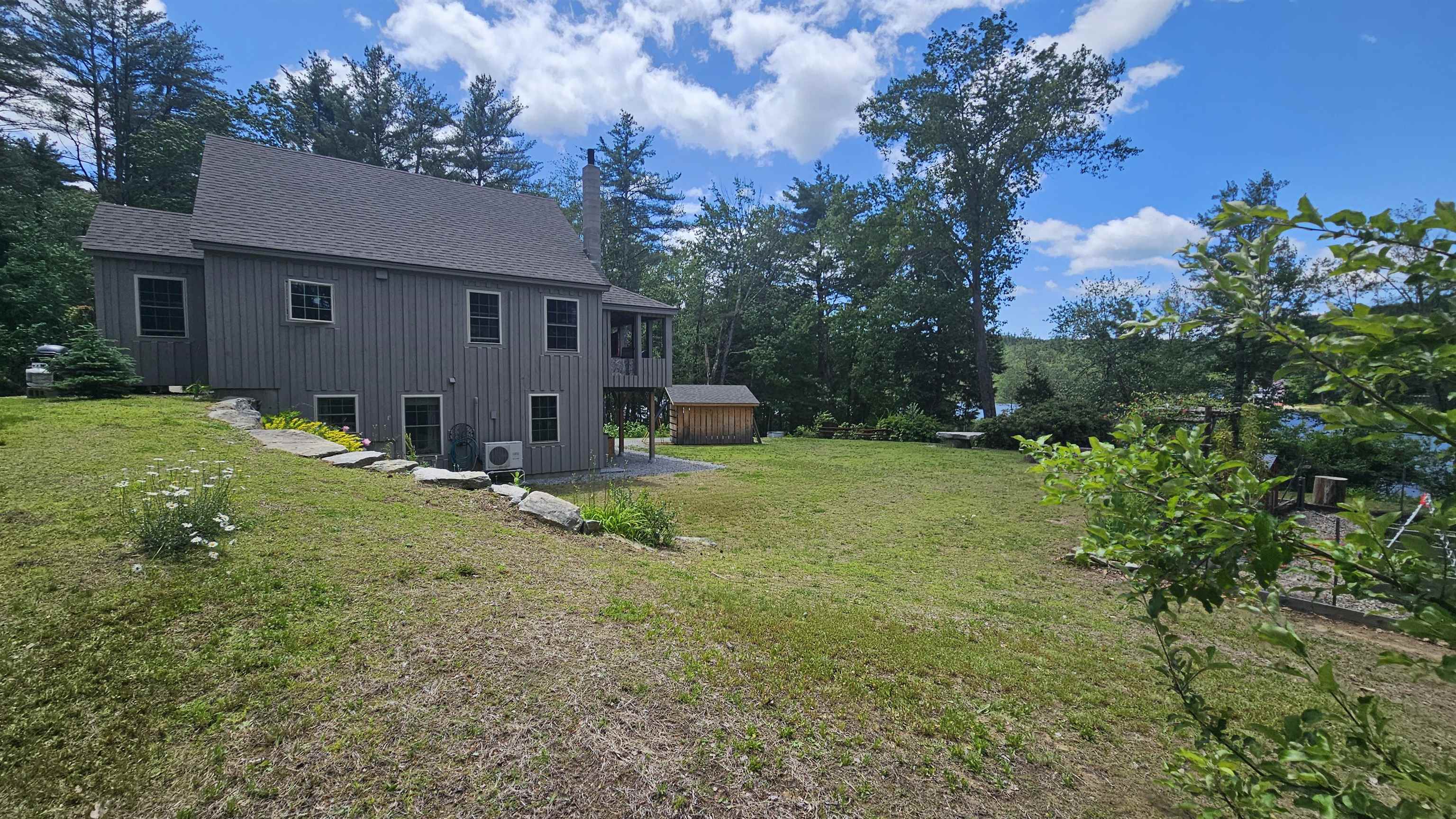 Bradford, New Hampshire, 03221, United States, 3 Bedrooms Bedrooms, ,2 BathroomsBathrooms,Residential,For Sale,1903604