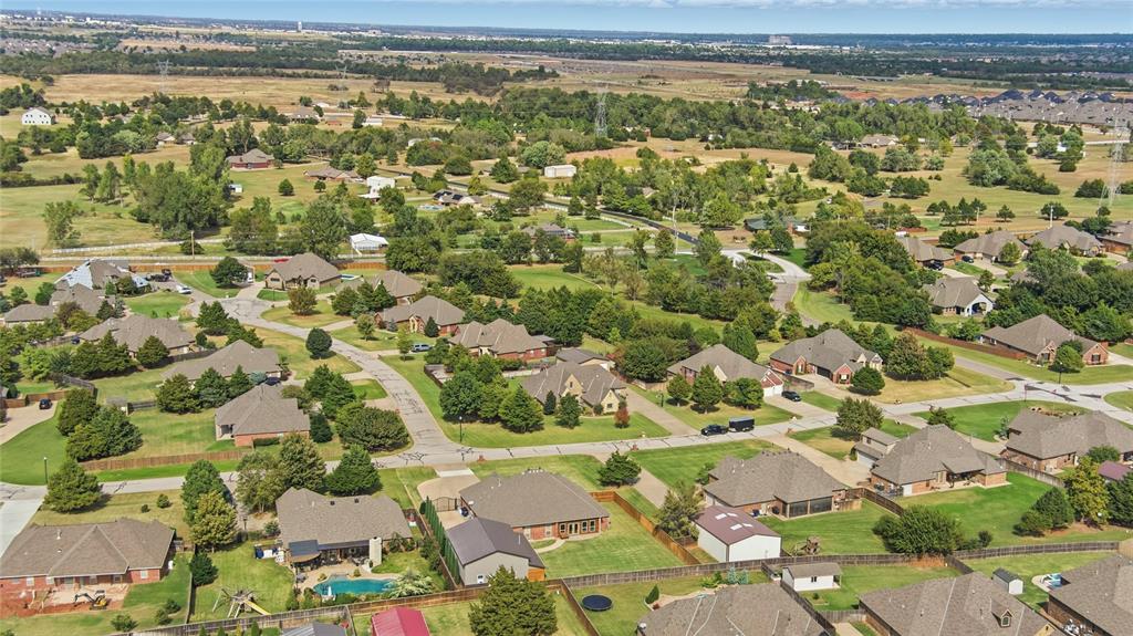 Mustang, Oklahoma, 73064, United States, 4 Bedrooms Bedrooms, ,4 BathroomsBathrooms,Residential,For Sale,1966333