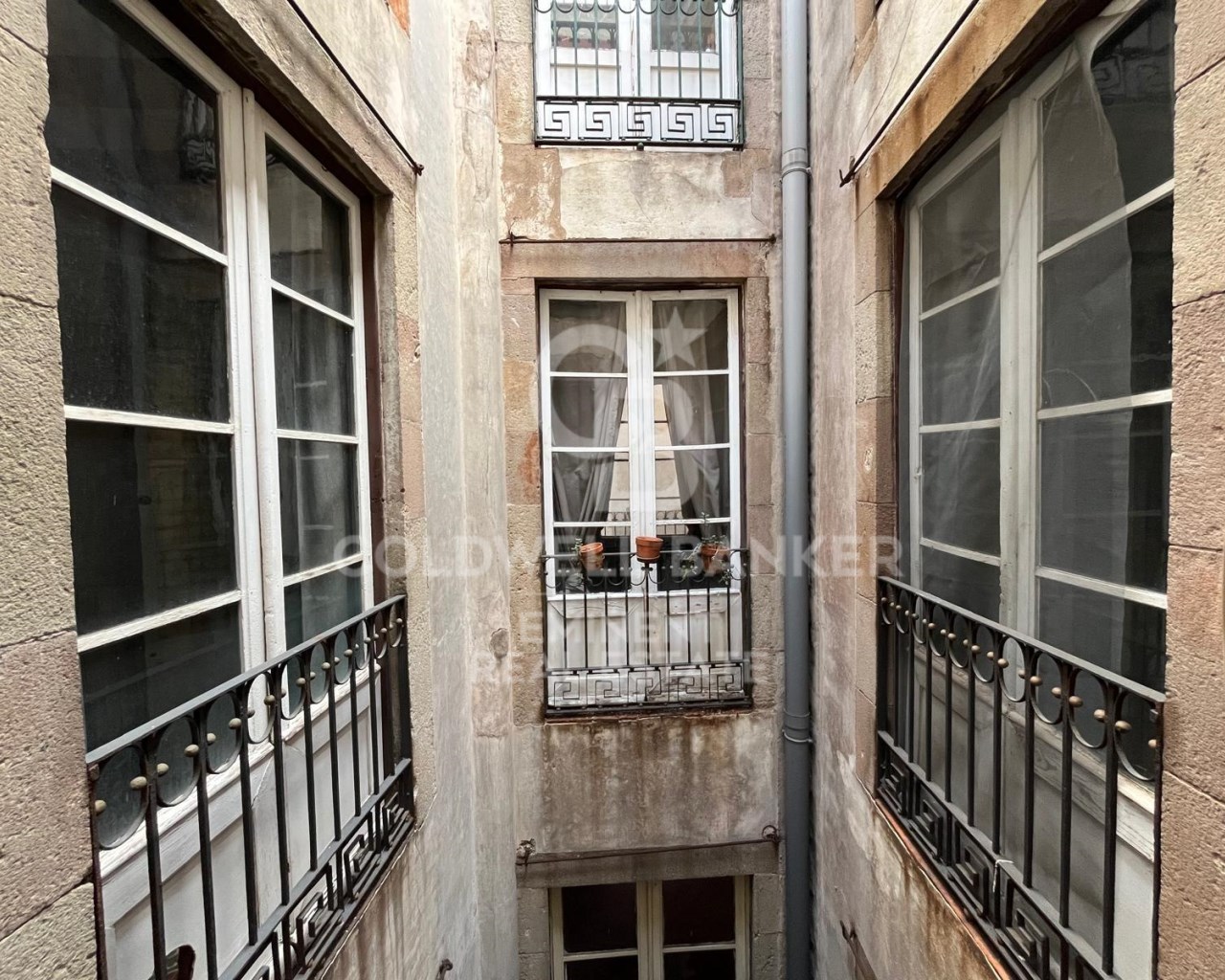 Barcelona, Catalonia, ES, 4 Bedrooms Bedrooms, ,2 BathroomsBathrooms,Residential,For Sale,1828106