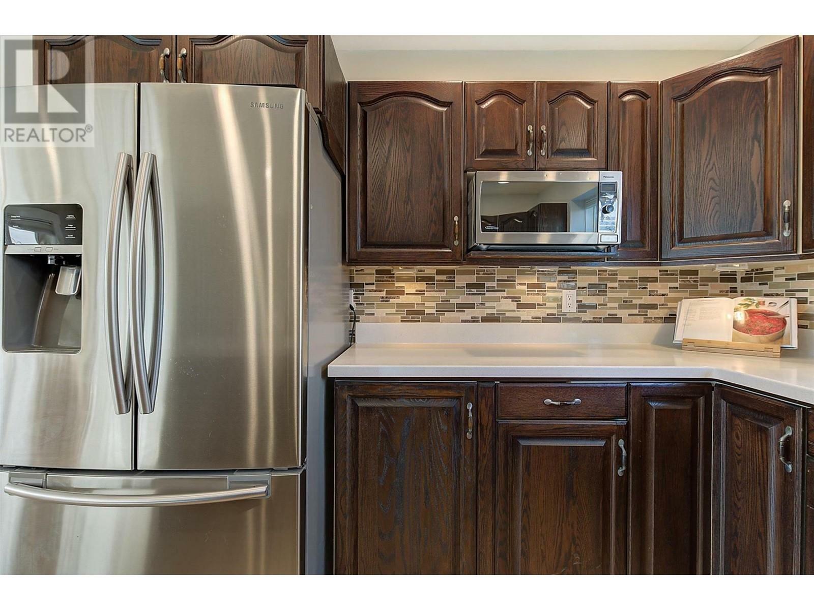 KELOWNA, British Columbia, V1V 2G6, CA, 5 Bedrooms Bedrooms, ,4 BathroomsBathrooms,Residential,For Sale,1838260