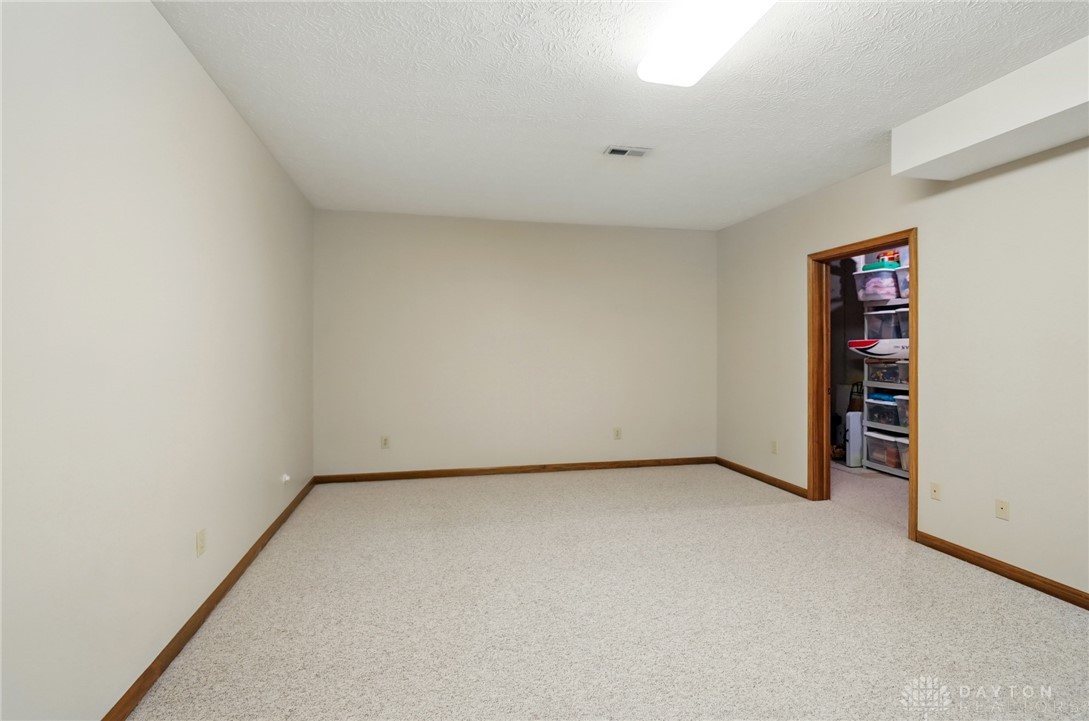 Dayton, Ohio, 45434, United States, 4 Bedrooms Bedrooms, ,5 BathroomsBathrooms,Residential,For Sale,1767935