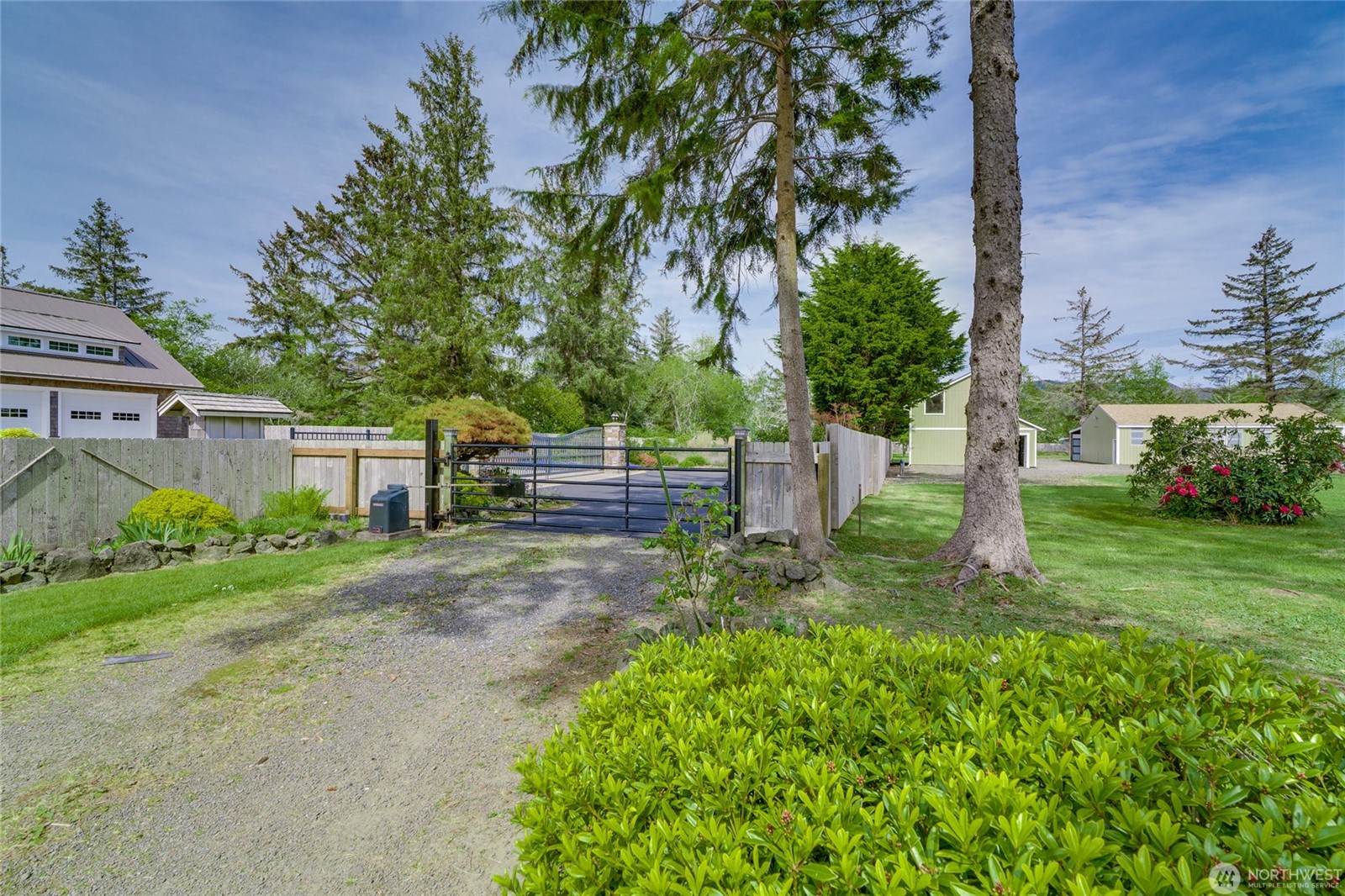 Chinook, Washington, 98614, United States, 2 Bedrooms Bedrooms, ,1 BathroomBathrooms,Residential,For Sale,1822391