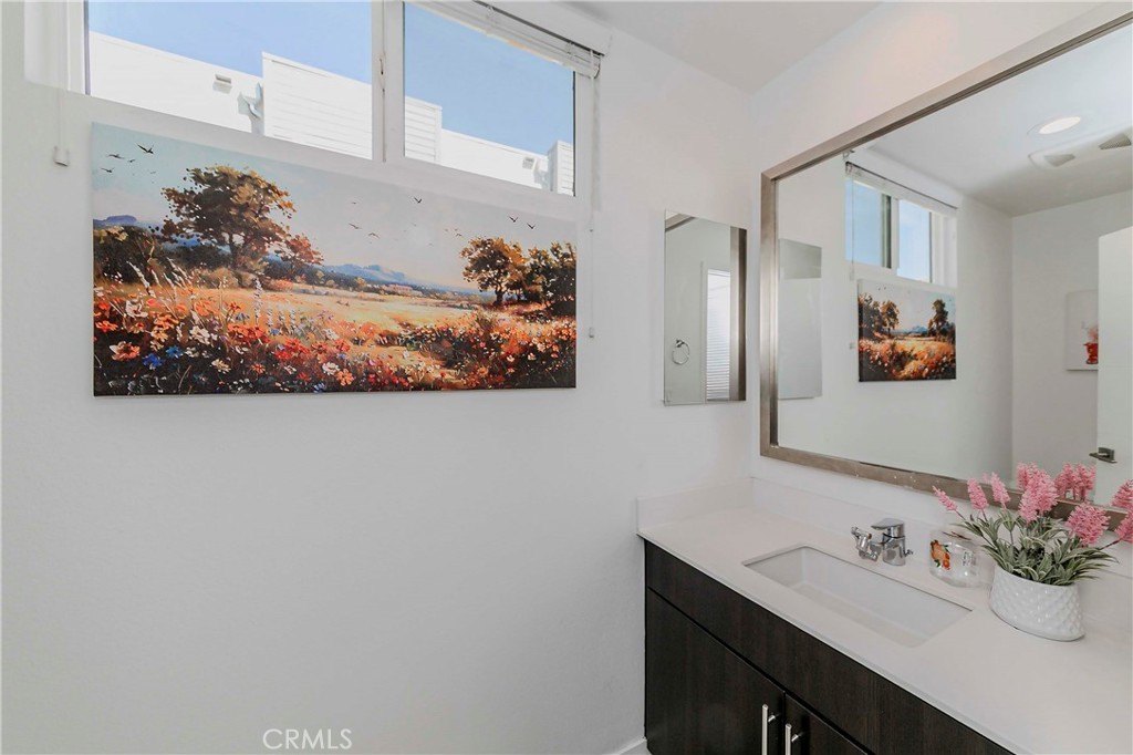 Buena Park, California, 90621, United States, 3 Bedrooms Bedrooms, ,2 BathroomsBathrooms,Residential,For Sale,1919948