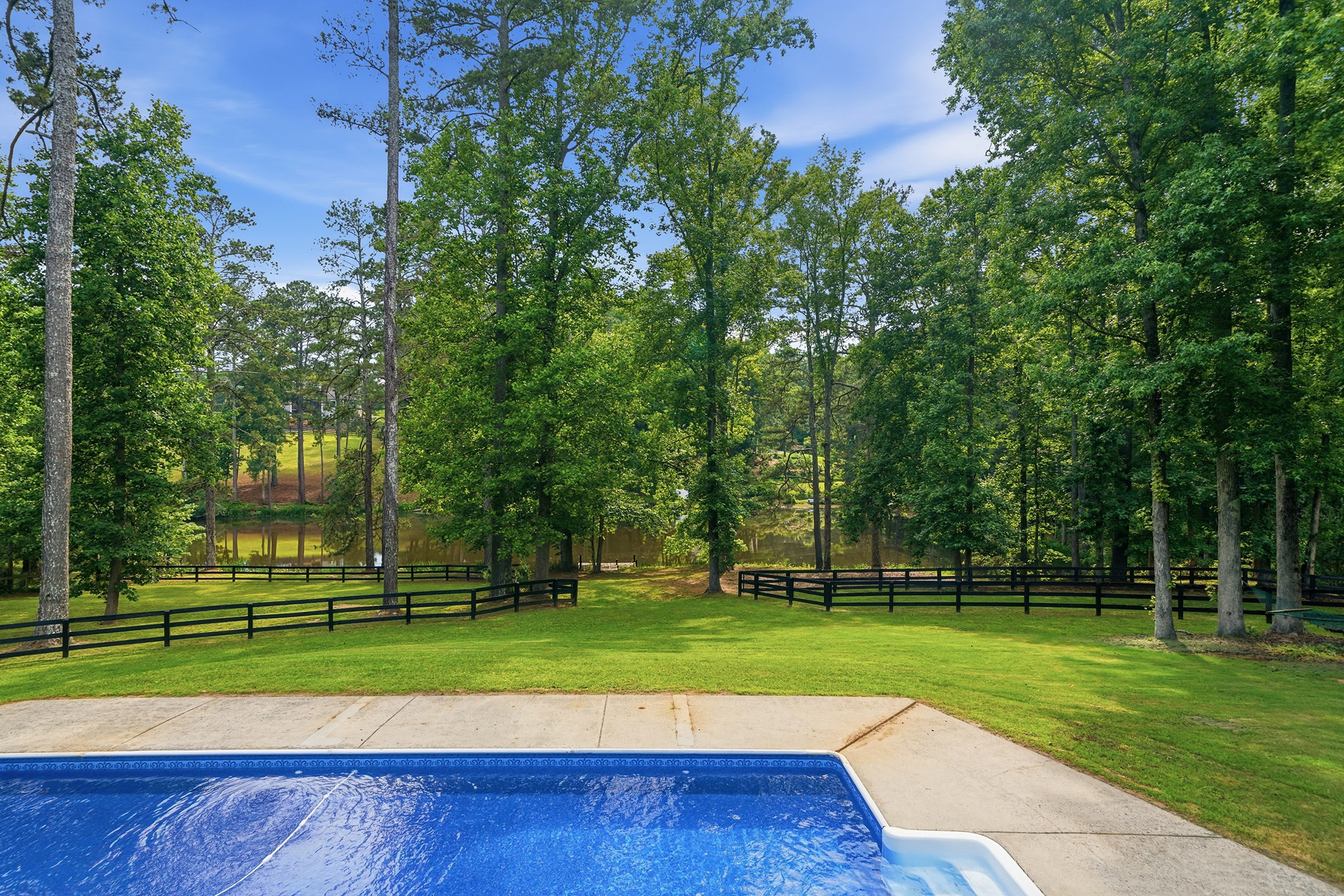  Exceptional Brick Ranch on 5+/- Picturesque Acres - 物件實景