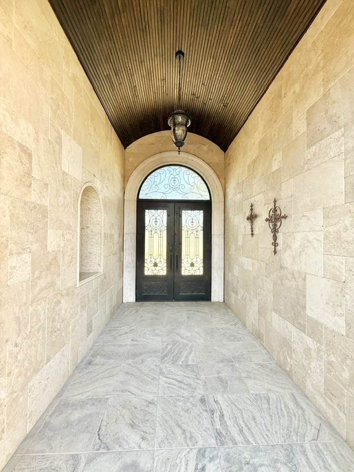 Carlsbad, New Mexico, 88220, United States, 4 Bedrooms Bedrooms, ,6 BathroomsBathrooms,Residential,For Sale,1974885