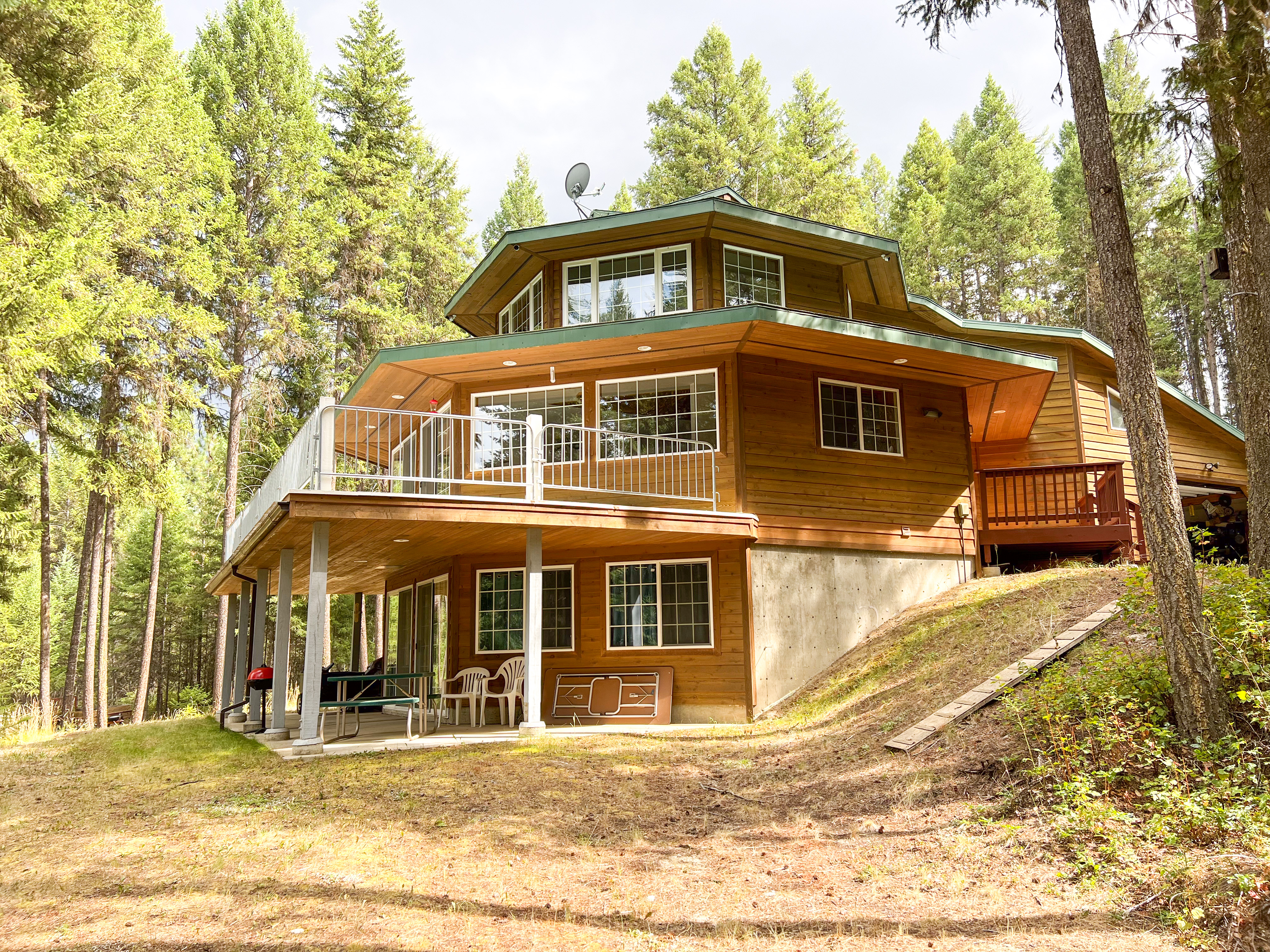 Republic, Washington, 99166, United States, 3 Bedrooms Bedrooms, ,3 BathroomsBathrooms,Residential,For Sale,1976903