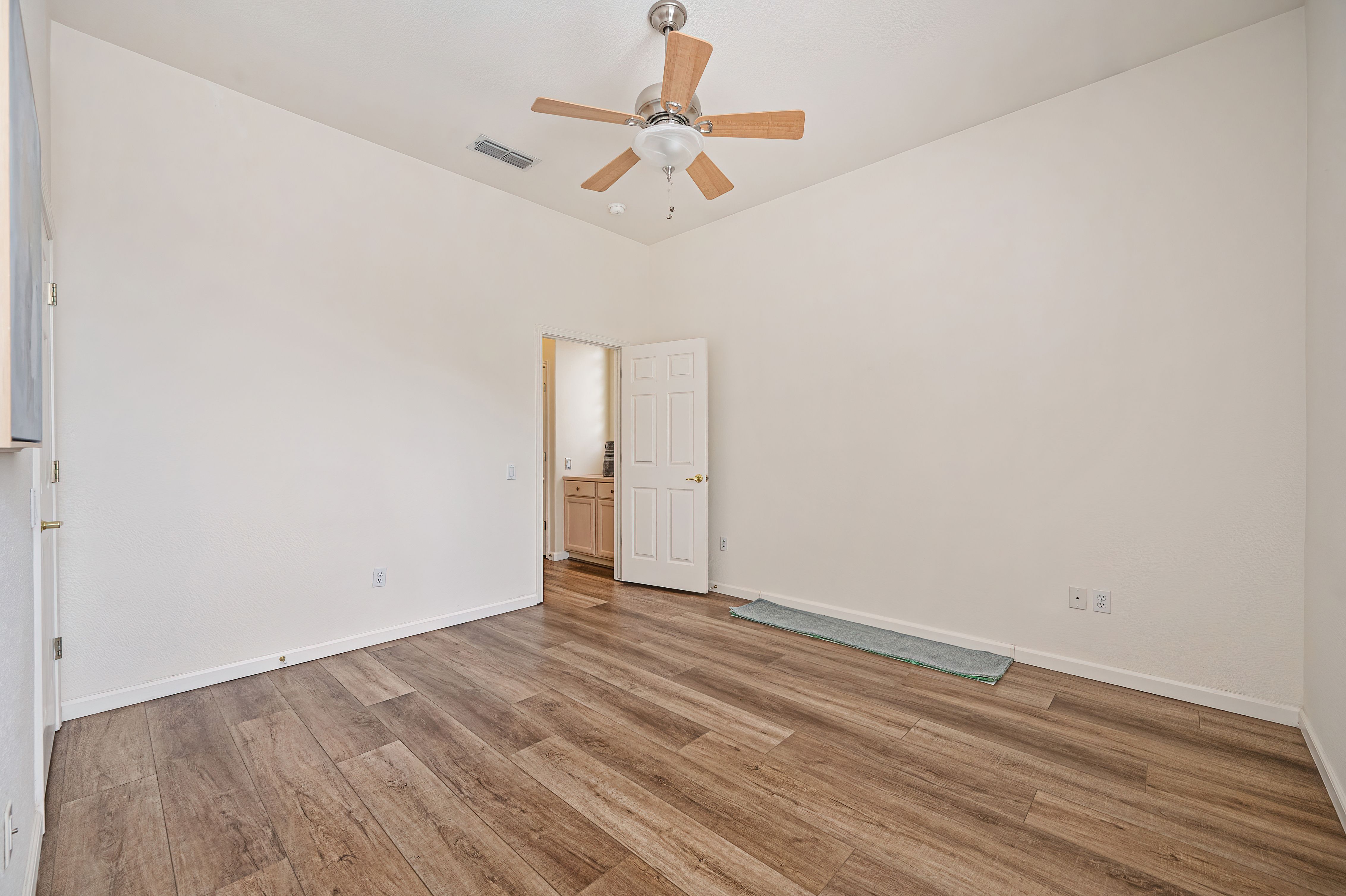  808 Dragonfly Court, Roseville, CA 95747 - 物件實景