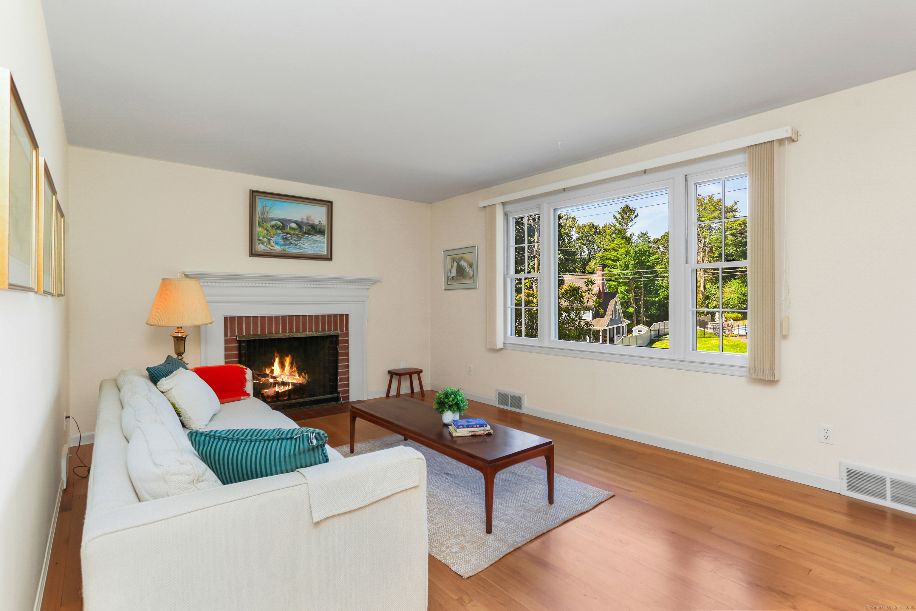 Fairfield, Connecticut, 06825, United States, 4 Bedrooms Bedrooms, ,3 BathroomsBathrooms,Residential,For Sale,1934186