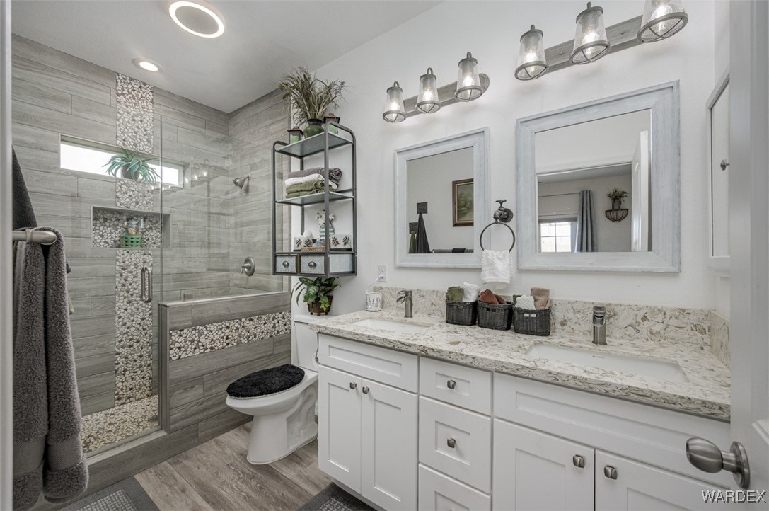 Bullhead City, Arizona, 86442, United States, 2 Bedrooms Bedrooms, ,Residential,For Sale,1912692