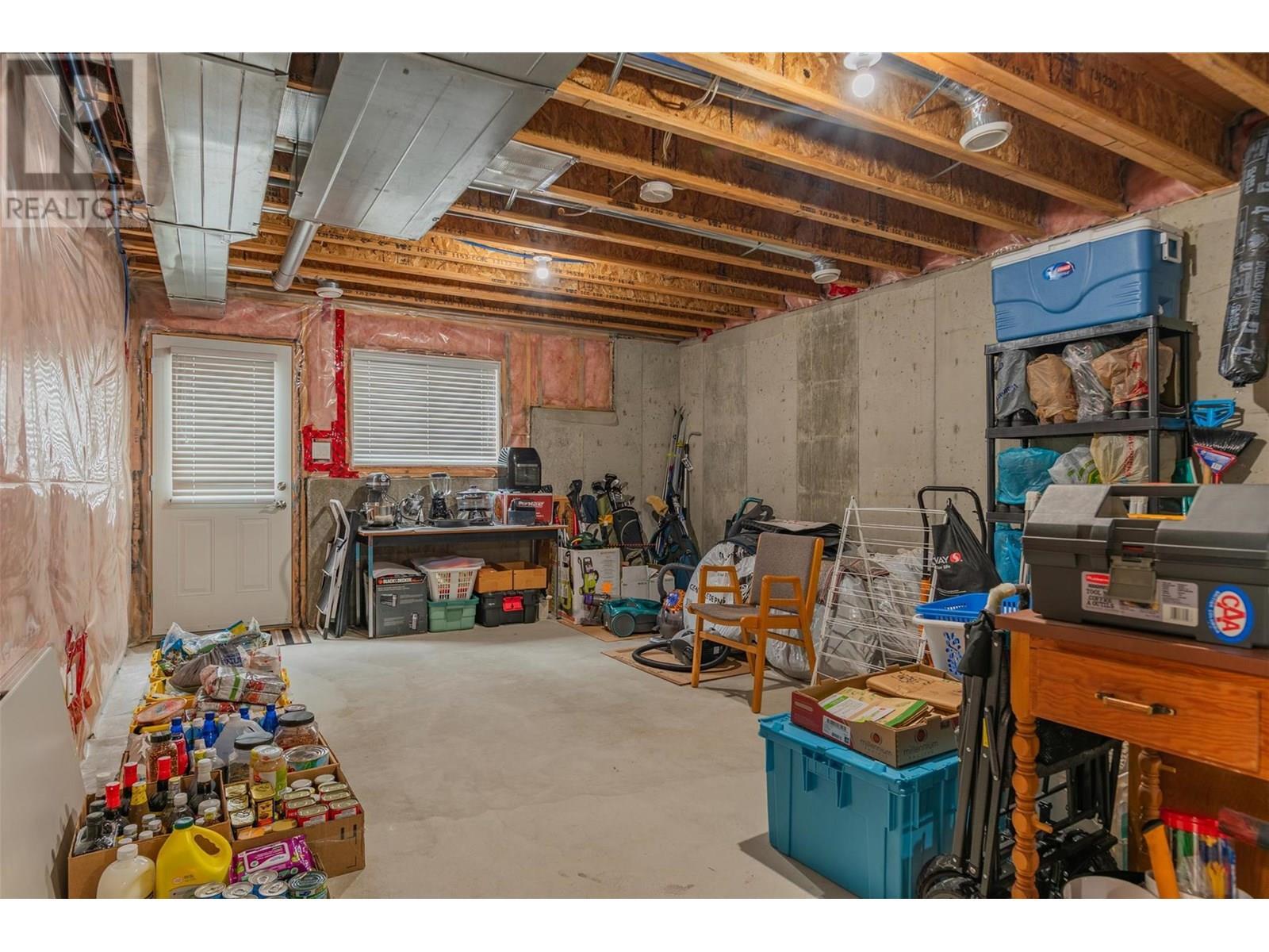 CASTLEGAR, British Columbia, V1N 1J7, CA, 3 Bedrooms Bedrooms, ,2 BathroomsBathrooms,Residential,For Sale,1913084