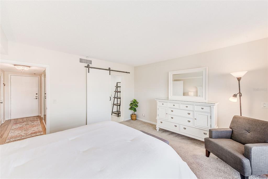 St Pete Beach, Florida, 33706, United States, 2 Bedrooms Bedrooms, ,2 BathroomsBathrooms,Residential,For Sale,1987564