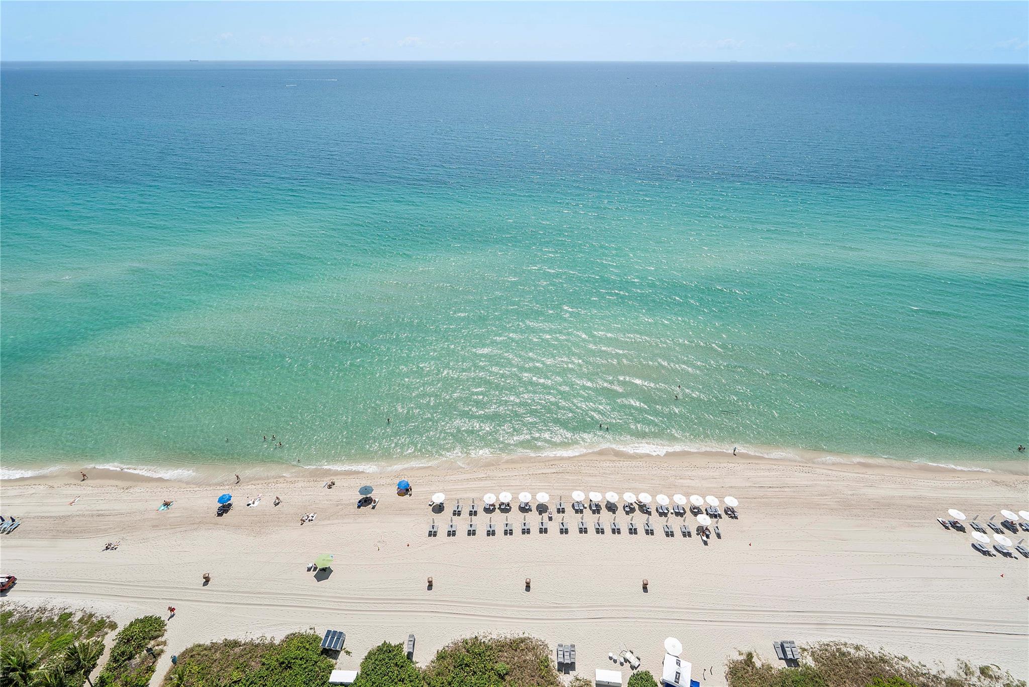 Sunny Isles Beach, Florida, 33160, United States, 3 Bedrooms Bedrooms, ,4 BathroomsBathrooms,Residential,For Sale,1824063