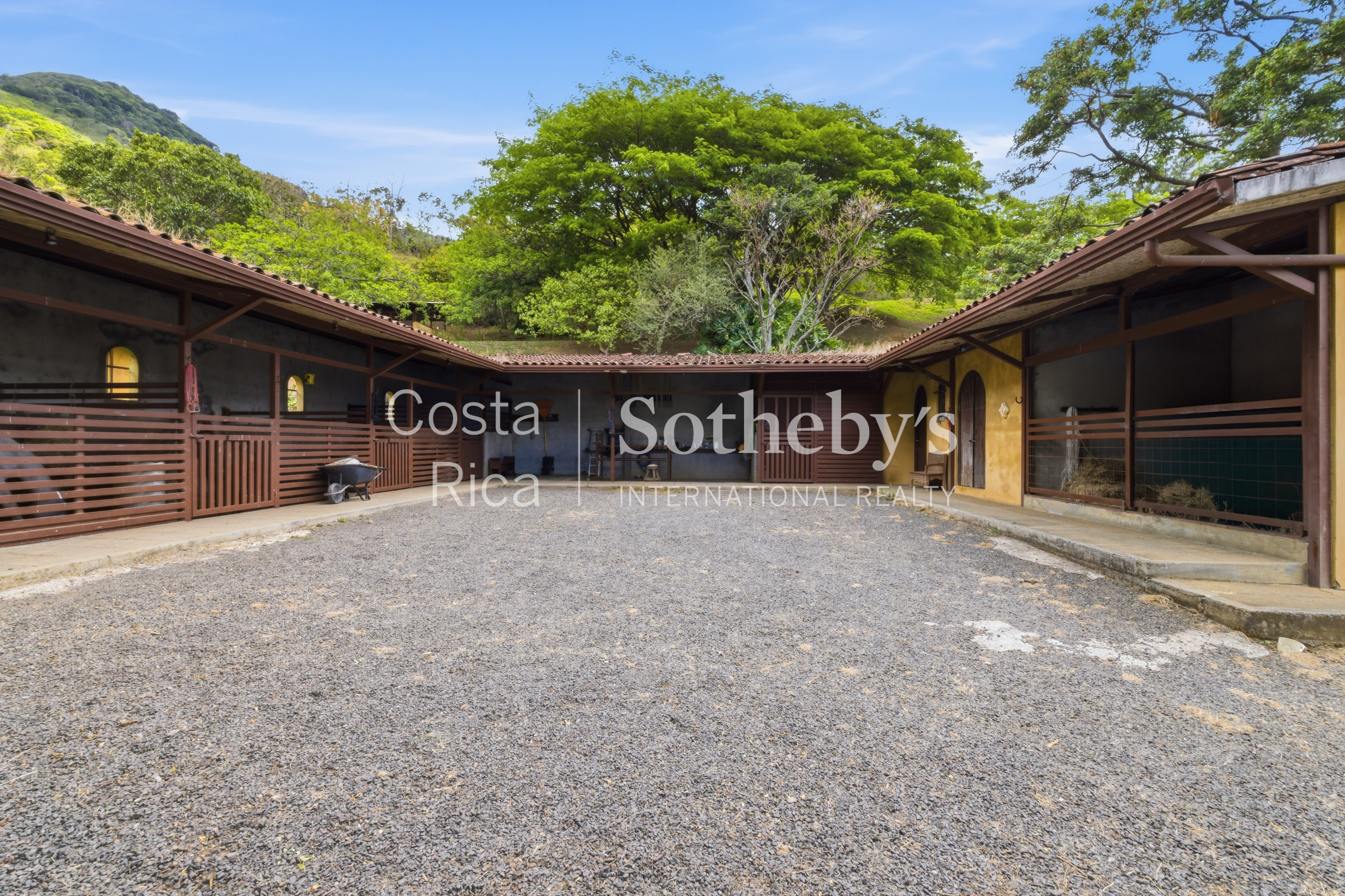  The Andalusian Estate  Equestrian Retreat in Santa Ana - 物件實景