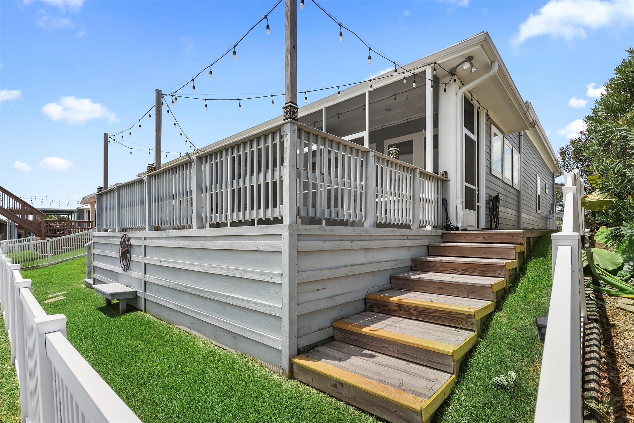 Texas City, Texas, 77590, United States, 3 Bedrooms Bedrooms, ,3 BathroomsBathrooms,Residential,For Sale,1911937