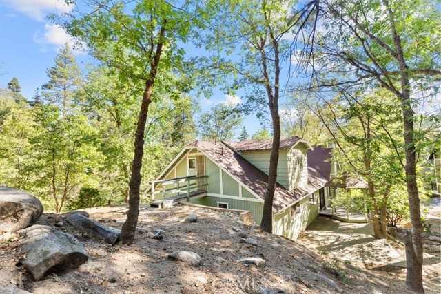 Lake Arrowhead, California, 92391, United States, 3 Bedrooms Bedrooms, ,4 BathroomsBathrooms,Residential,For Sale,1981303