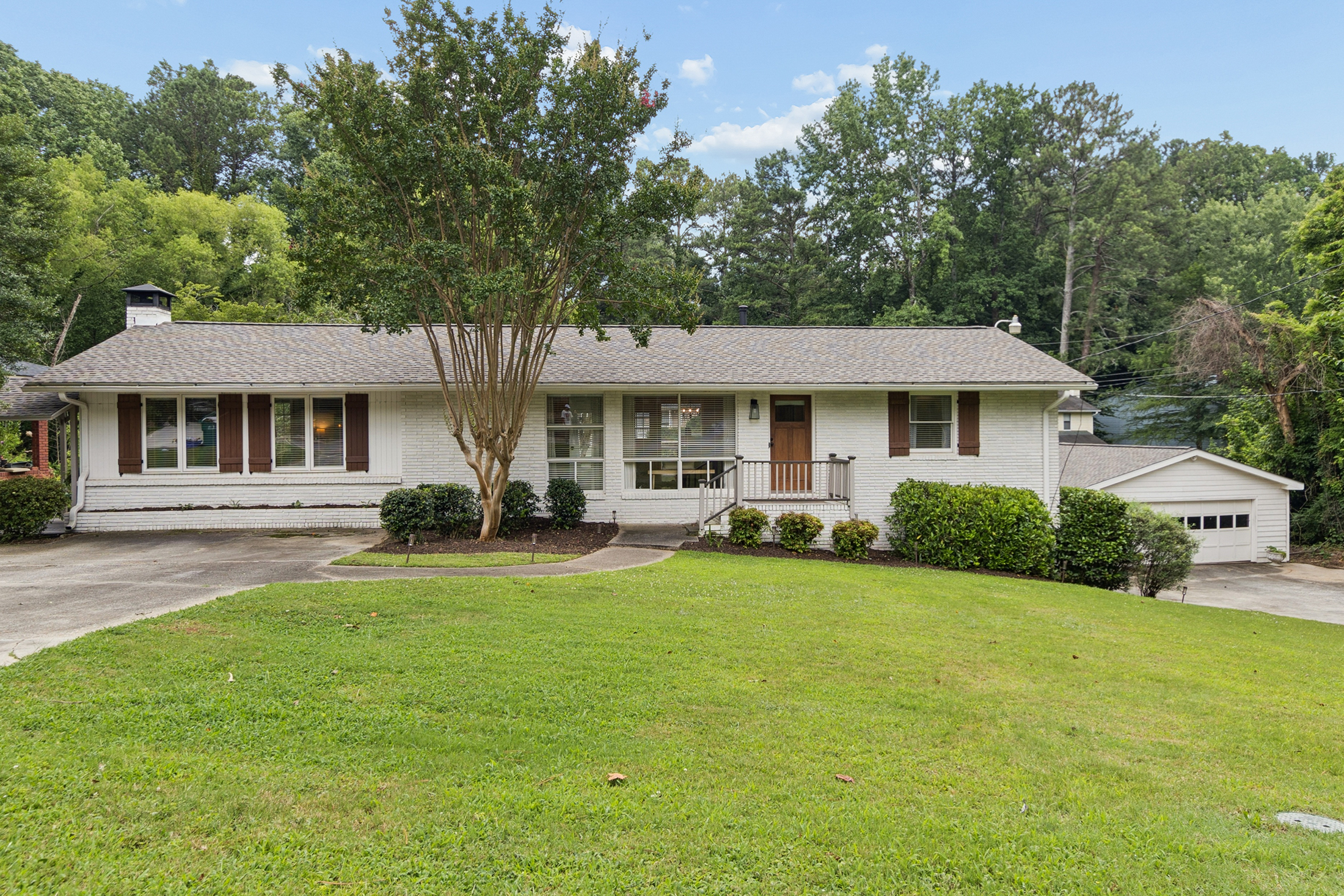  Updated Ranch in Coveted Forest Hills - 物件實景