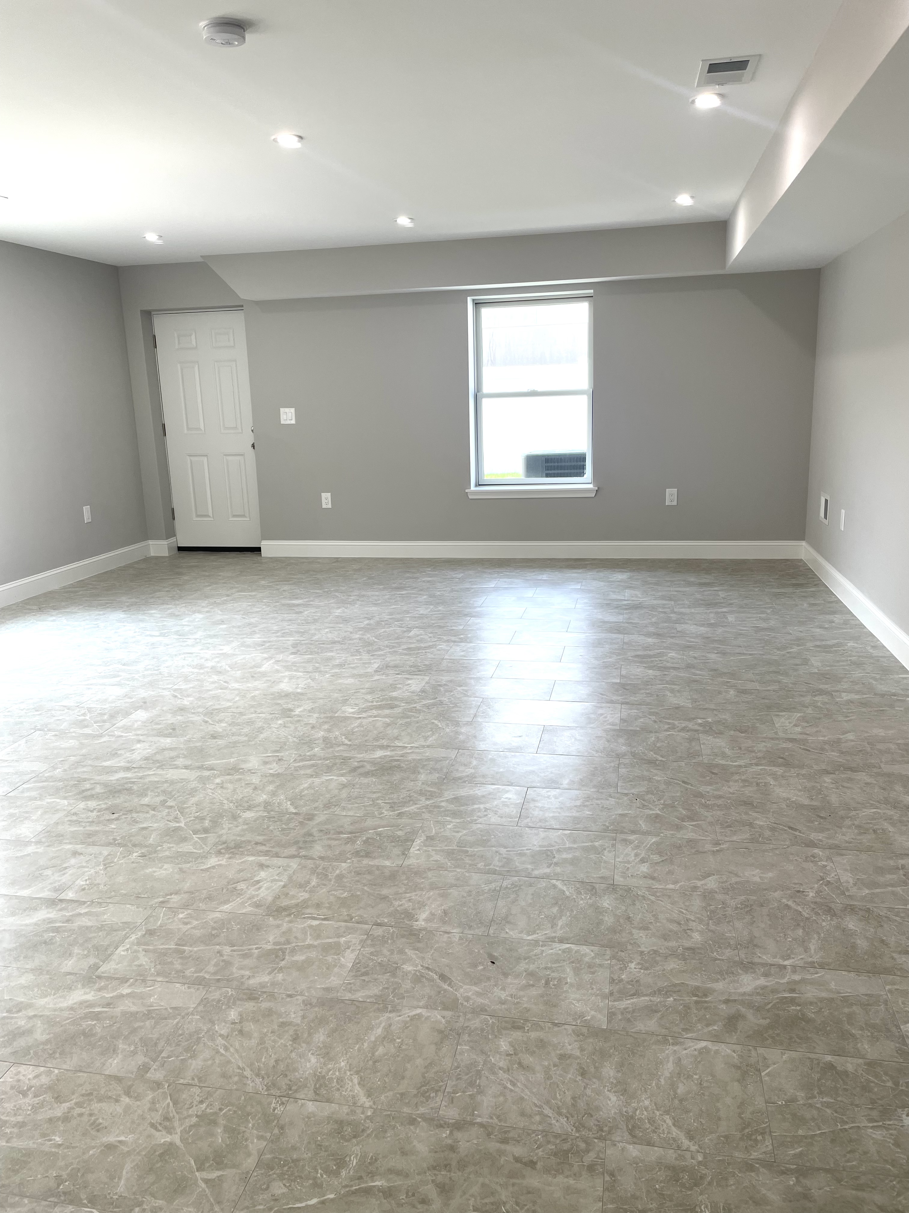 Secaucus, New Jersey, 07094, United States, 3 Bedrooms Bedrooms, ,4 BathroomsBathrooms,Residential,For Sale,1941296