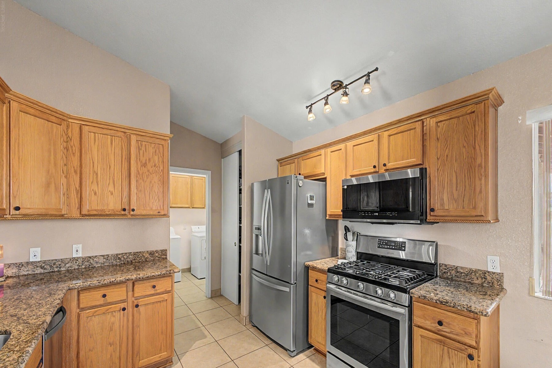  16101 W Maricopa St  Goodyear, AZ - 物件實景