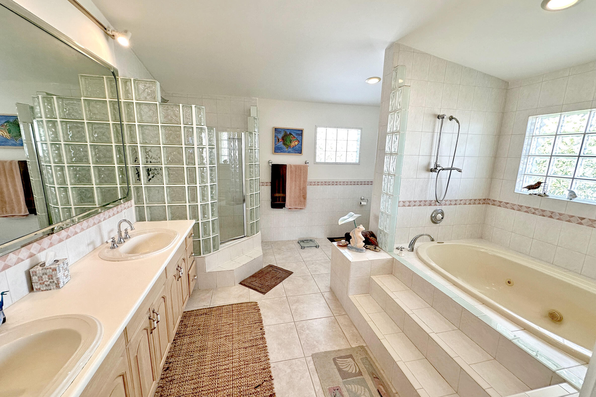 Tavernier, Florida, 33070, United States, 3 Bedrooms Bedrooms, ,2 BathroomsBathrooms,Residential,For Sale,1882347