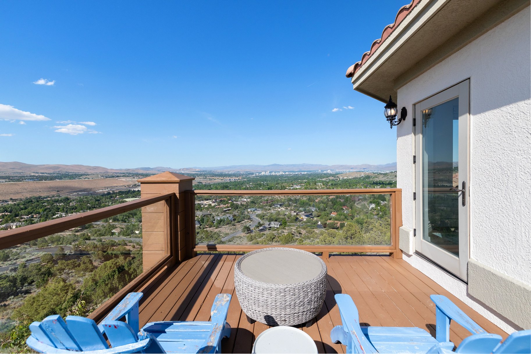  Elevated Living. Endless Views. - 物件實景