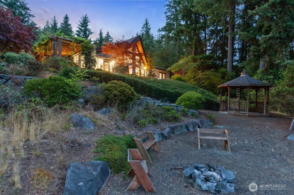 Tenino, Washington, 98589, United States, 3 Bedrooms Bedrooms, ,Residential,For Sale,1912104
