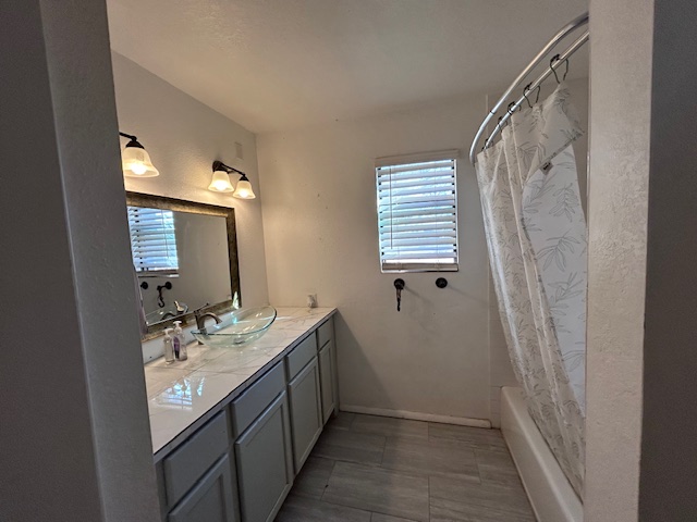 Carlsbad, New Mexico, 88220, United States, 4 Bedrooms Bedrooms, ,4 BathroomsBathrooms,Residential,For Sale,2006248