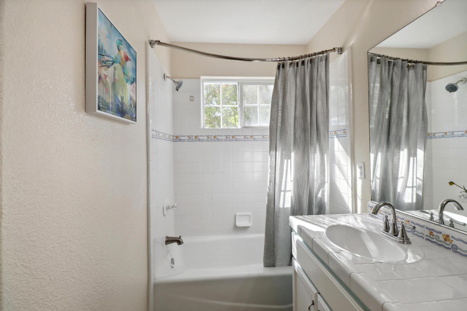 Davis, California, 95618, United States, 4 Bedrooms Bedrooms, ,3 BathroomsBathrooms,Residential,For Sale,1828068