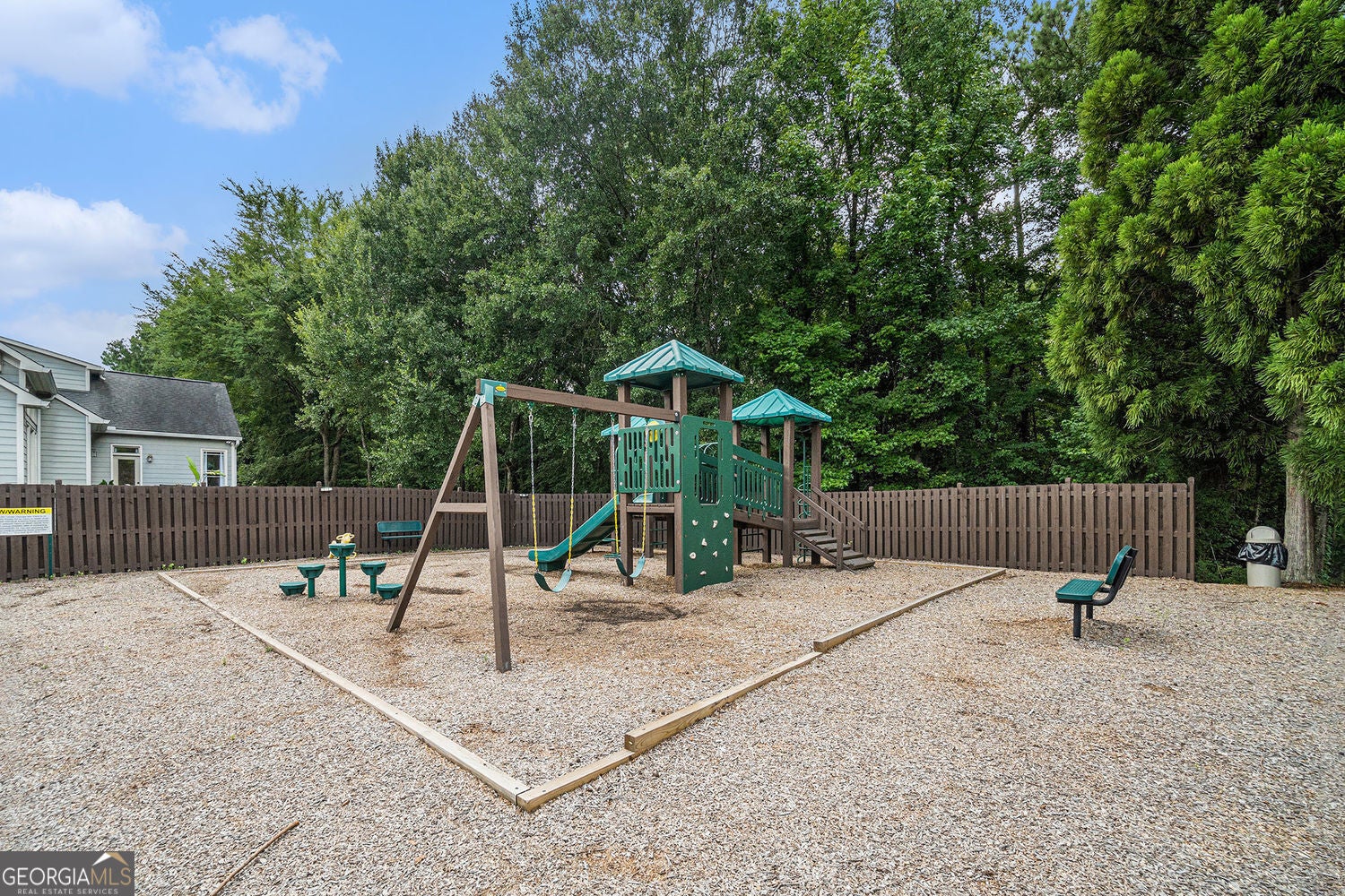 mableton, Georgia, 30126, United States, 5 Bedrooms Bedrooms, ,4 BathroomsBathrooms,Residential,For Sale,1953933