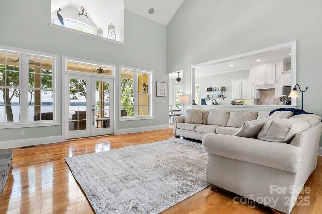 Liberty Hill, South Carolina, 29074, United States, 4 Bedrooms Bedrooms, ,5 BathroomsBathrooms,Residential,For Sale,1876148