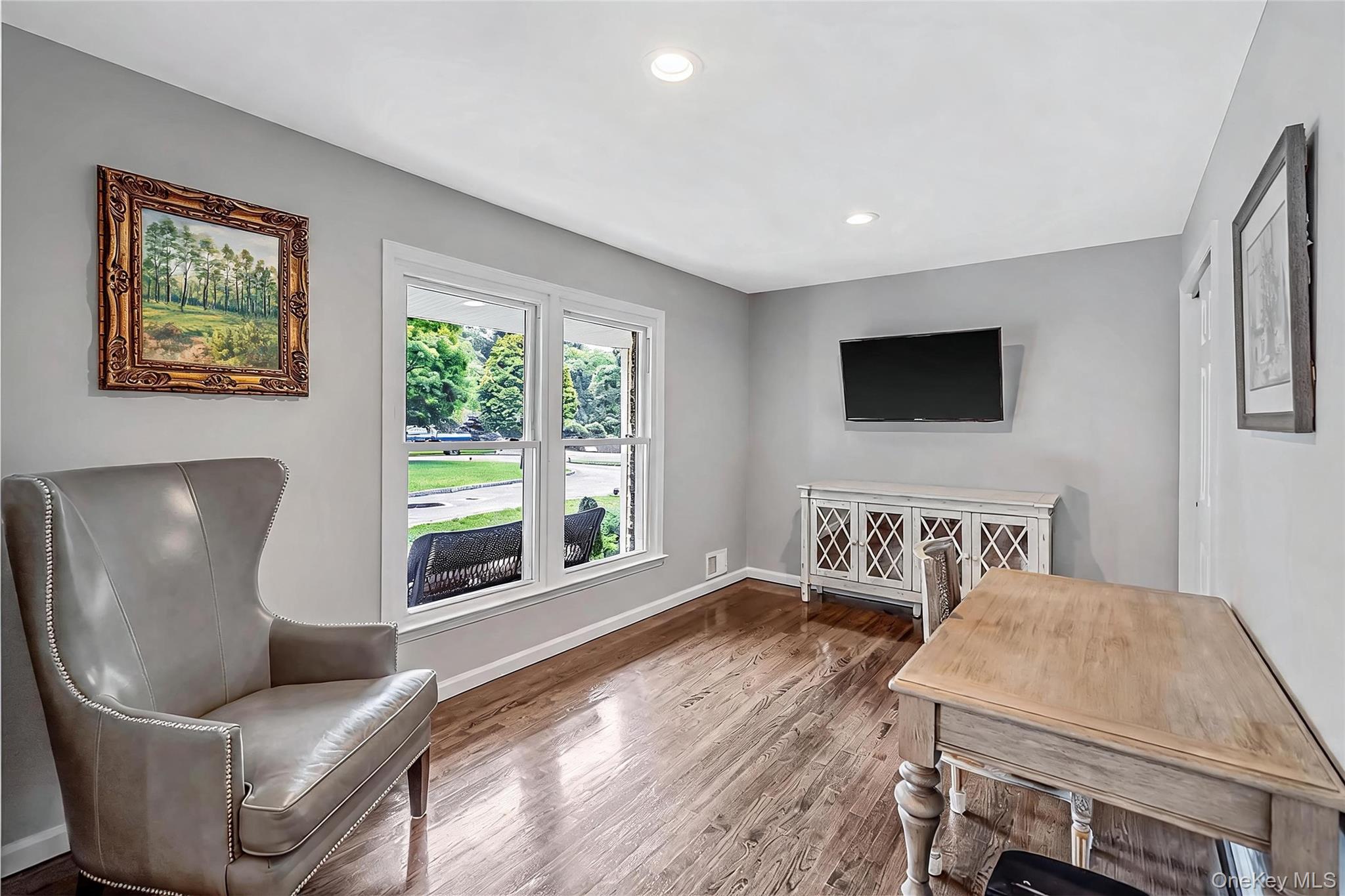  10 Williamsburg Drive, Northport, NY, 11768 - 物件實景