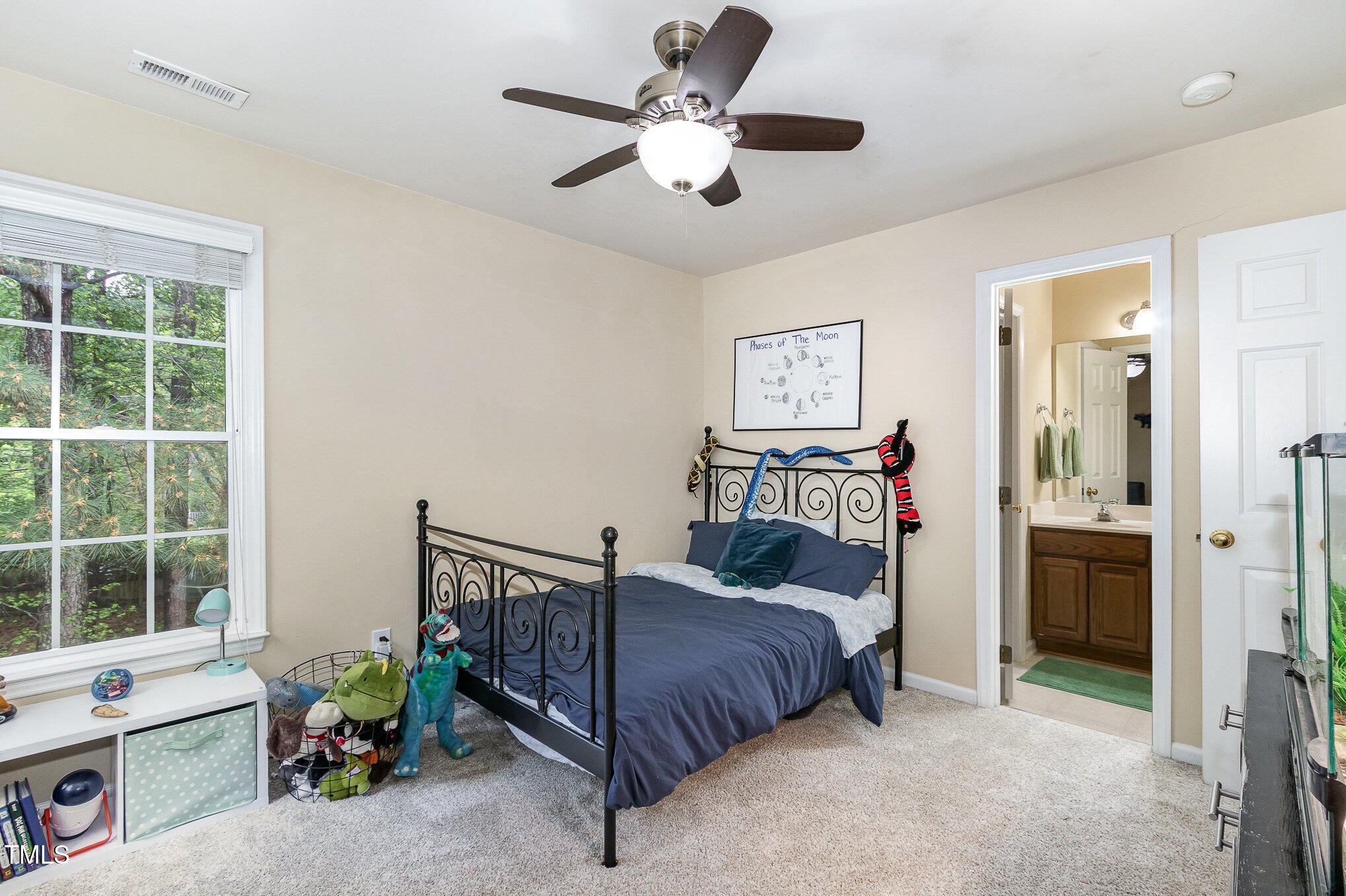 Durham, North Carolina, 27712, United States, 5 Bedrooms Bedrooms, ,3 BathroomsBathrooms,Residential,For Sale,1767500