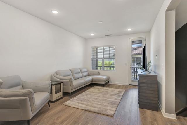 San Marcos, California, 92078, United States, 2 Bedrooms Bedrooms, ,2 BathroomsBathrooms,Residential,For Sale,1977580